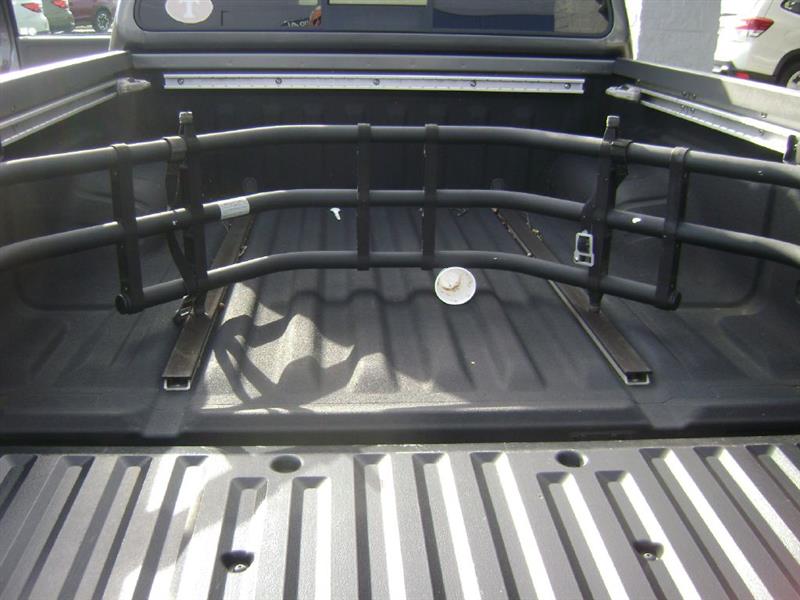 Nissan Frontier PRO-4X Crew Cab 5AT 4WD 2016