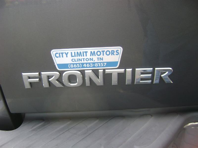 Nissan Frontier PRO-4X Crew Cab 5AT 4WD 2016