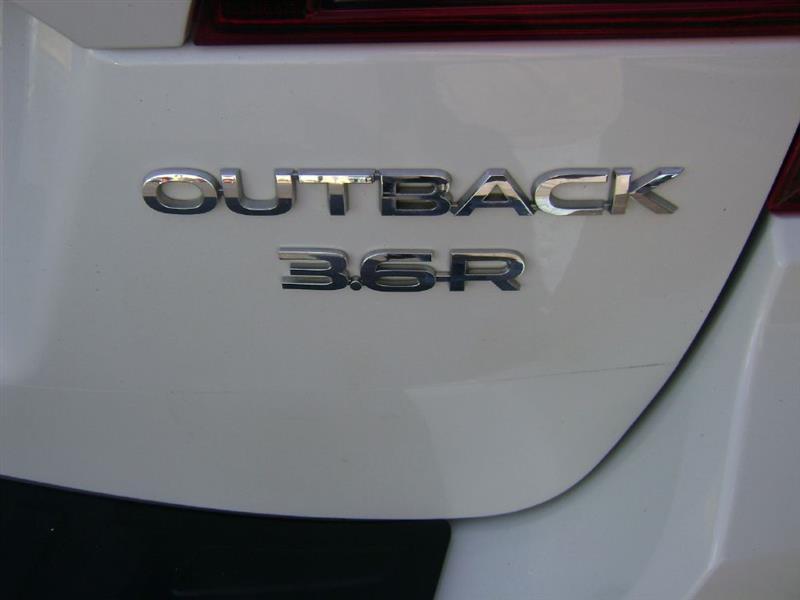 Subaru Outback 3.6R Limited 2015