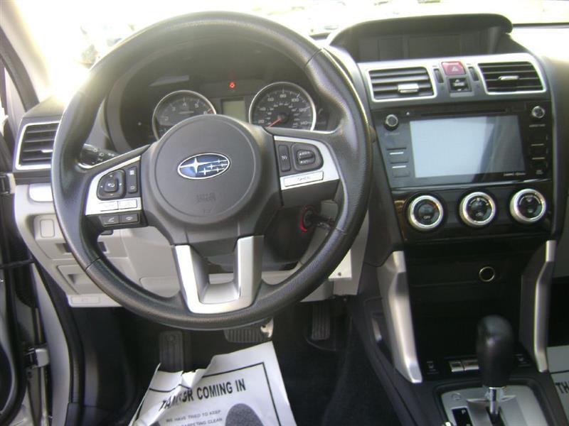 Subaru Forester 2.5i Premium PZEV CVT 2017