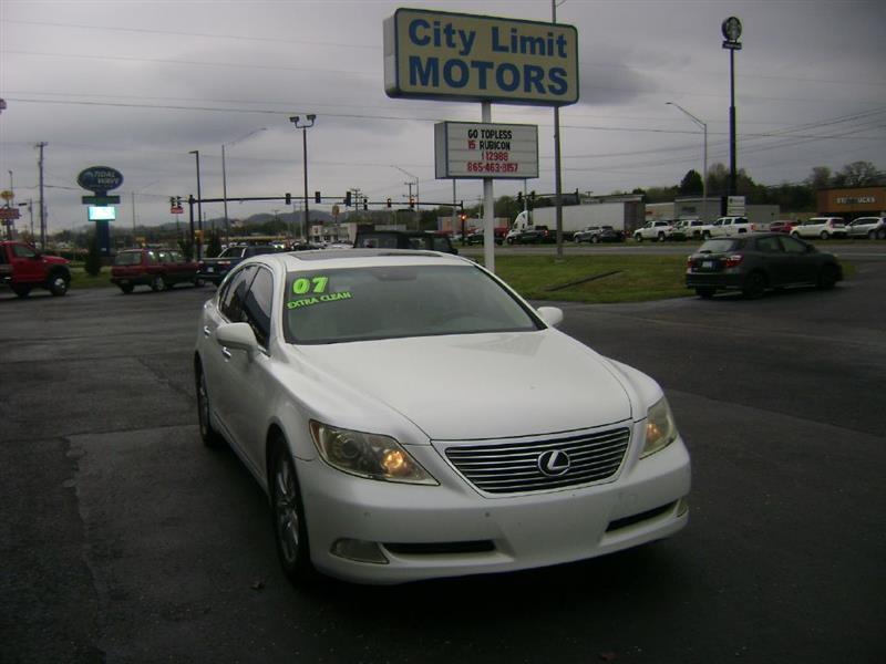 2007 Lexus LS 460 Luxury Sedan