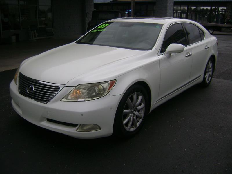 Lexus LS 460 Luxury Sedan 2007