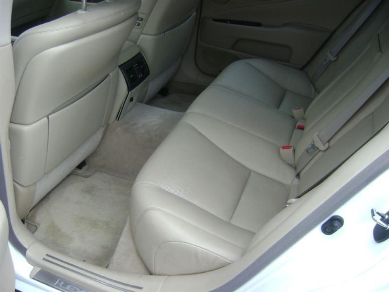 Lexus LS 460 Luxury Sedan 2007