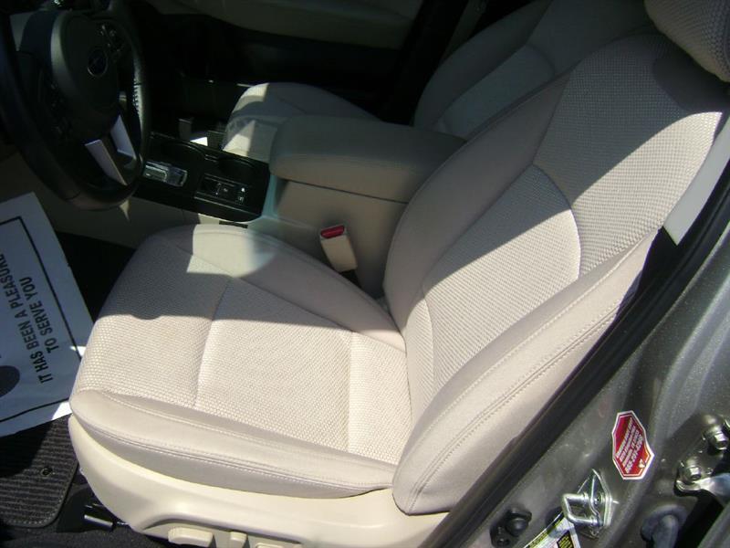 Subaru Outback 2.5i Premium 2017