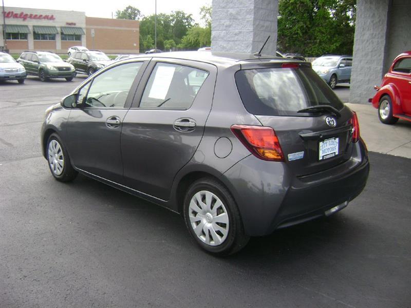 Toyota Yaris L 5-Door AT 2017