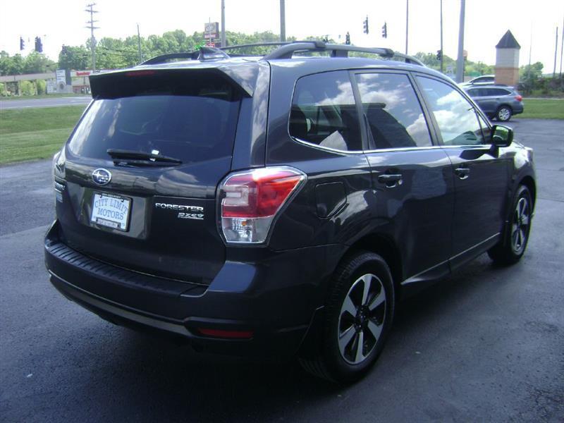 Subaru Forester 2.5i Limited 2017