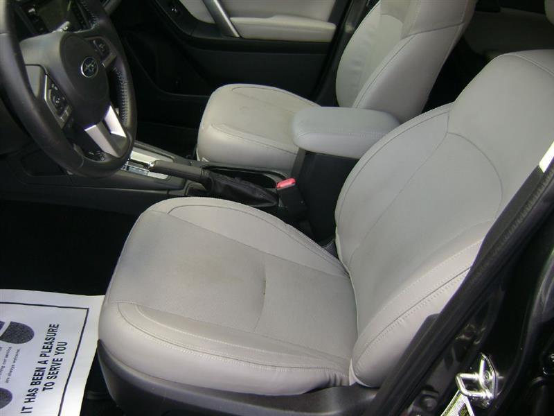 Subaru Forester 2.5i Limited 2017