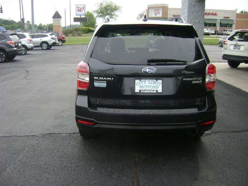 2016 Subaru Forester i Limited - Photo 6