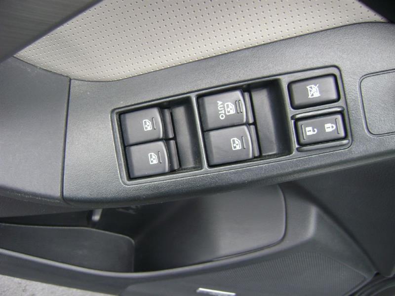 2016 Subaru Forester i Limited - Photo 11