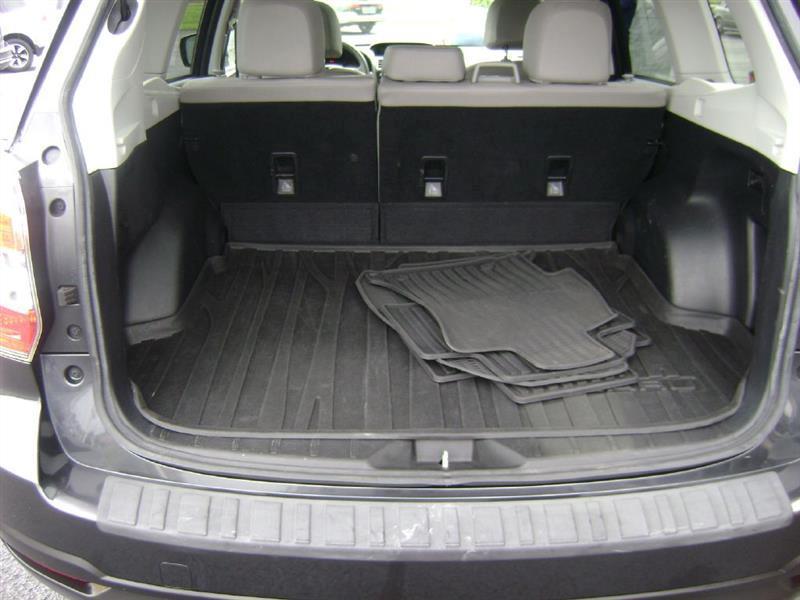 2016 Subaru Forester i Limited - Photo 16