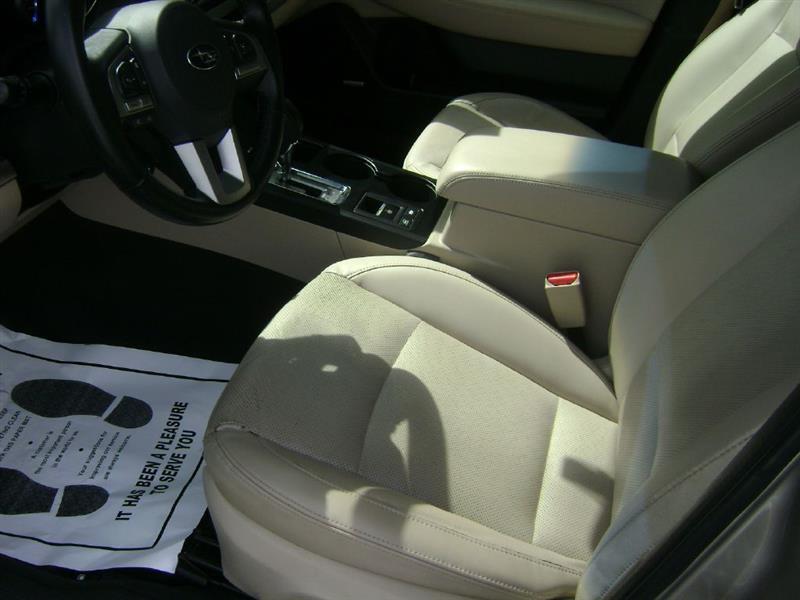 Subaru Outback 2.5i Limited 2015