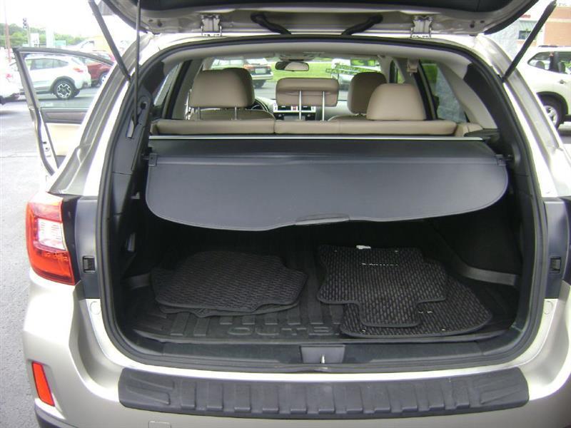 Subaru Outback 2.5i Limited 2015