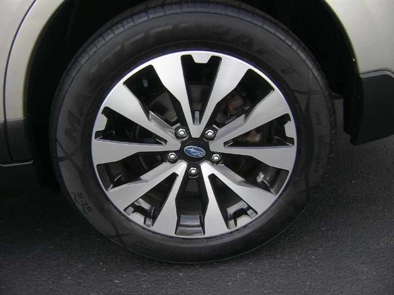 Subaru Outback 2.5i Limited 2015