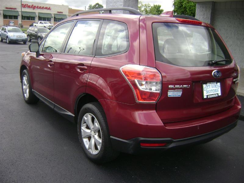 Subaru Forester 2.5i Premium PZEV CVT 2016