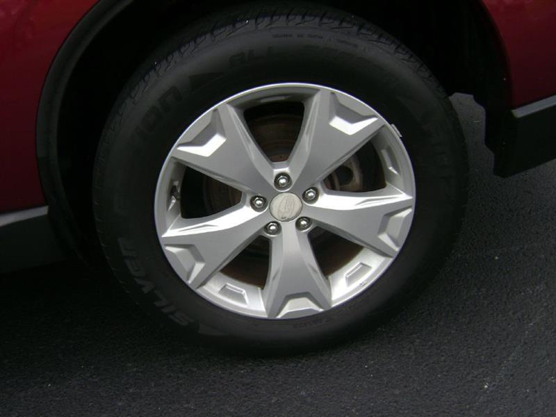Subaru Forester 2.5i Premium PZEV CVT 2016