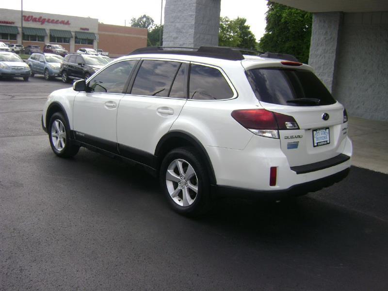 Subaru Outback  2013