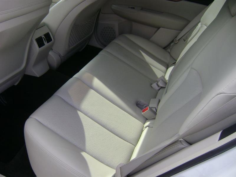Subaru Outback  2013