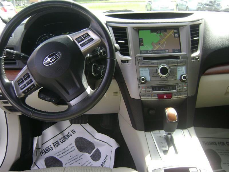 Subaru Outback  2013