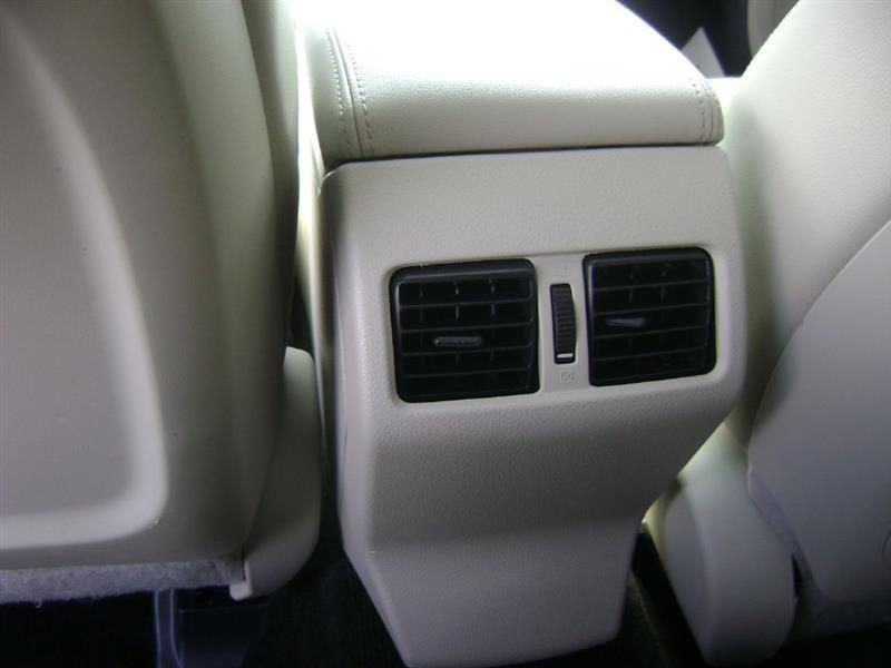 Subaru Outback  2013