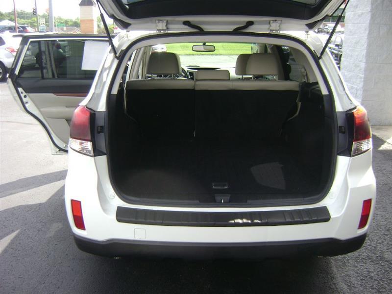 Subaru Outback  2013