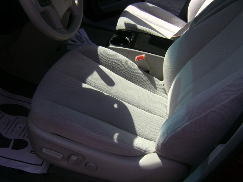 Toyota Sienna LE FWD 8-Passenger V6 2014