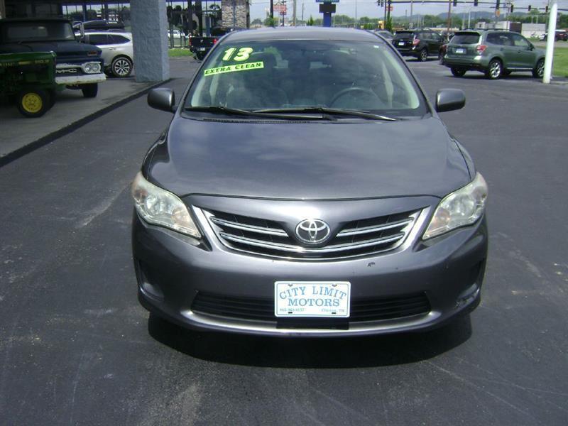 Toyota Corolla LE 4-Speed AT 2013
