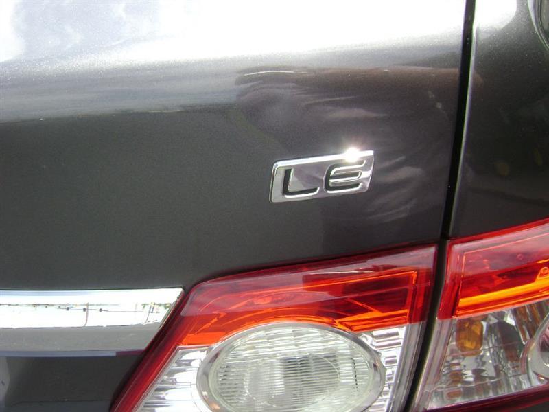 Toyota Corolla LE 4-Speed AT 2013