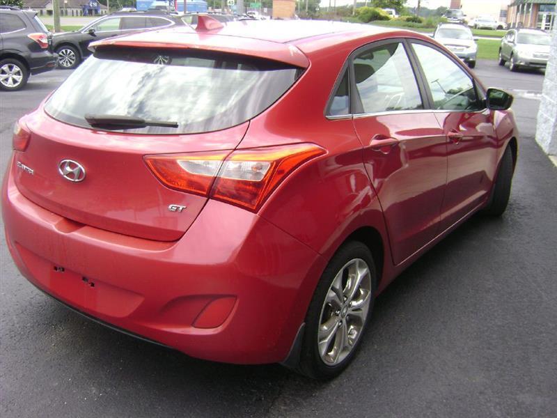 Hyundai Elantra GT A/T 2013