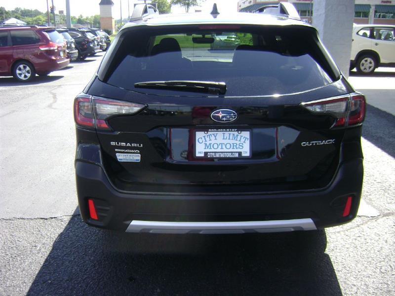 Subaru Outback Limited 2020