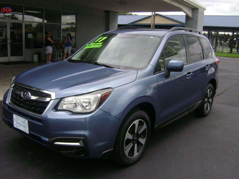 Subaru Forester 2.5i Premium PZEV CVT 2017