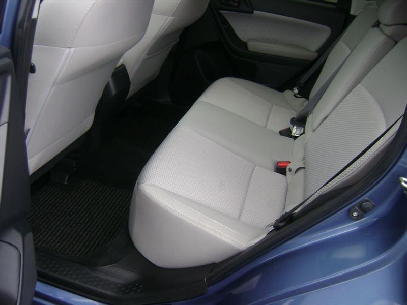 Subaru Forester 2.5i Premium PZEV CVT 2017