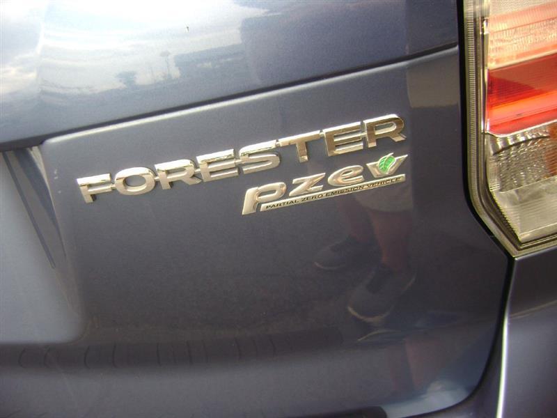 Subaru Forester 2.5i Premium PZEV CVT 2017