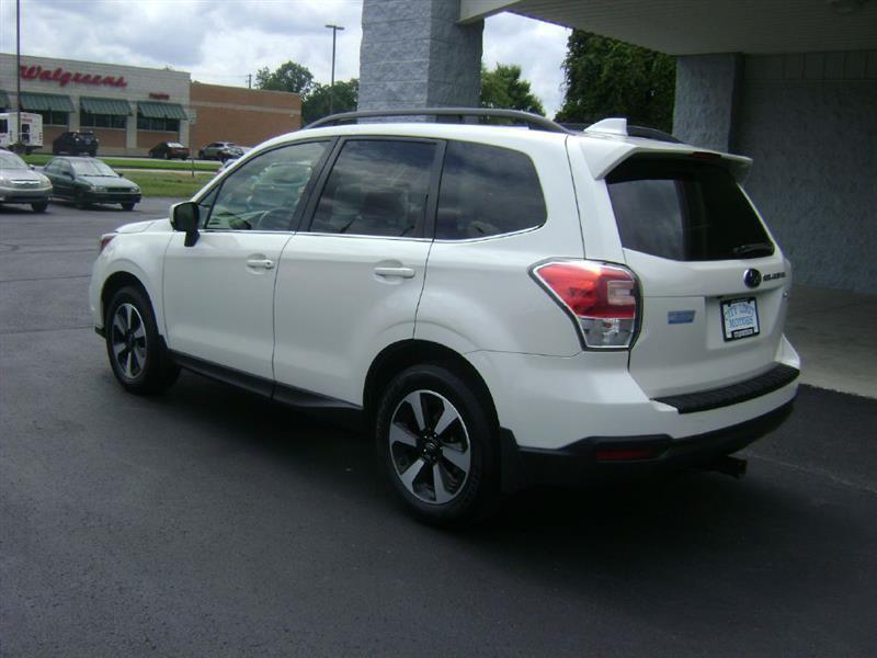 Subaru Forester 2.5i Limited 2017