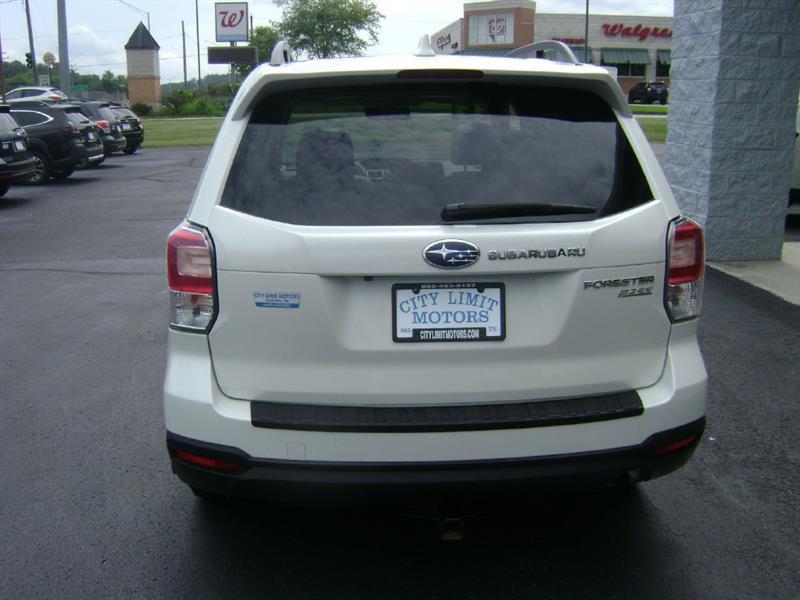 Subaru Forester 2.5i Limited 2017