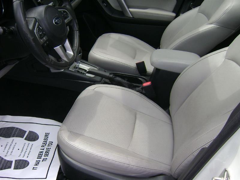 Subaru Forester 2.5i Limited 2017