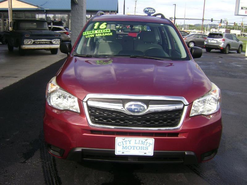 Subaru Forester 2.5i Premium PZEV CVT 2016