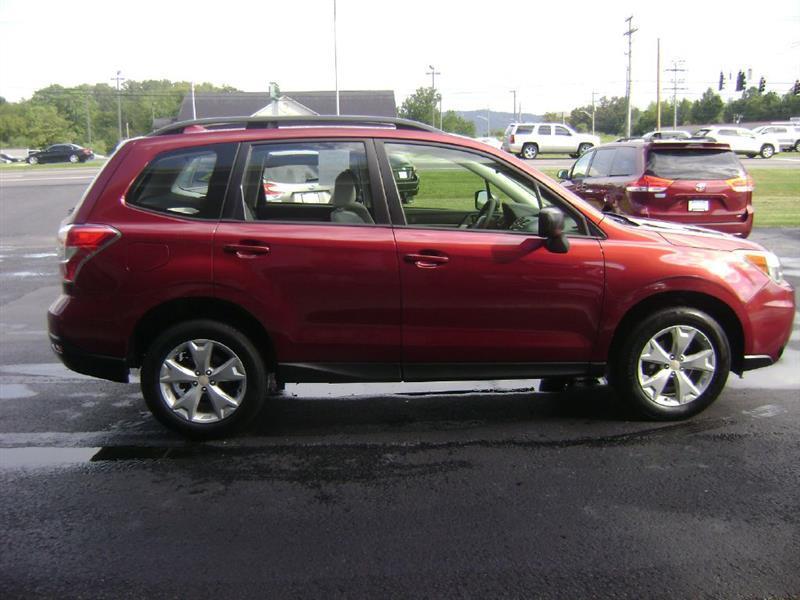 Subaru Forester 2.5i Premium PZEV CVT 2016