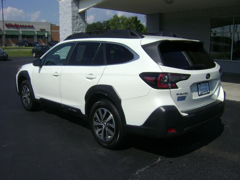Subaru Outback Premium 2024