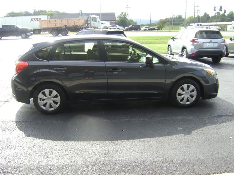 Subaru Impreza Base 5-Door 2013