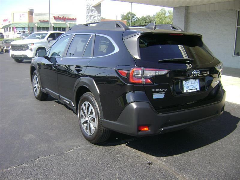Subaru Outback Premium 2023