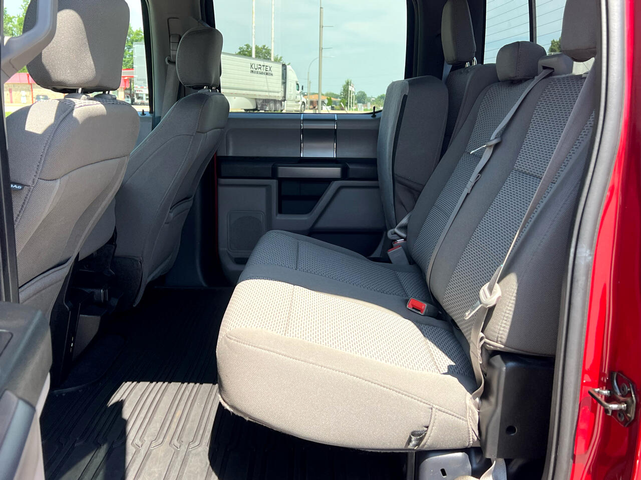 Ford F-150 XLT SuperCrew 5.5-ft. Bed 4WD 2019 Ford F-150 XLT SuperCrew 5.5-ft. Bed 4WD 2019