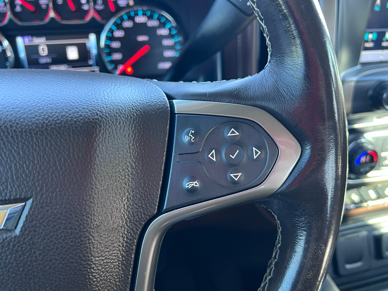 Chevrolet Silverado 2500HD High Country Crew Cab Short Box 4WD 2019