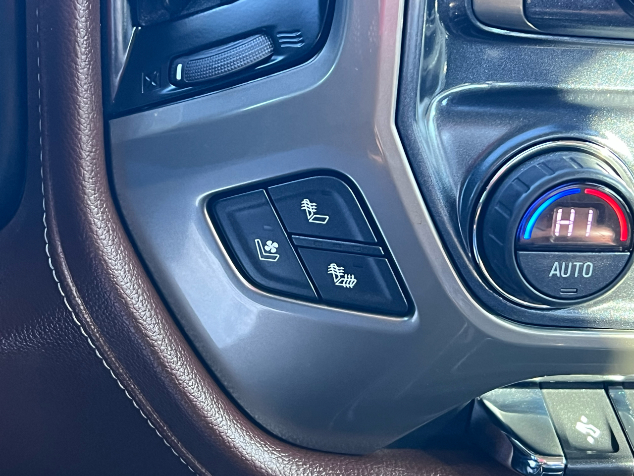 Chevrolet Silverado 2500HD High Country Crew Cab Short Box 4WD 2019