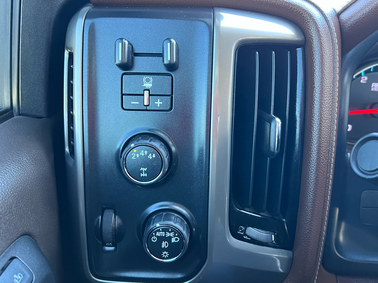 Chevrolet Silverado 2500HD High Country Crew Cab Short Box 4WD 2019