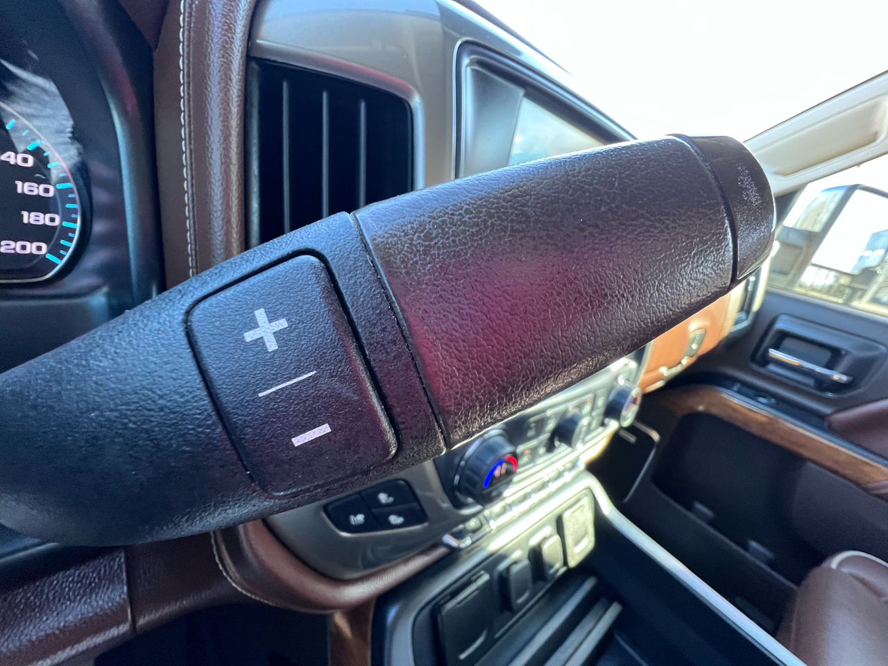 Chevrolet Silverado 2500HD High Country Crew Cab Short Box 4WD 2019