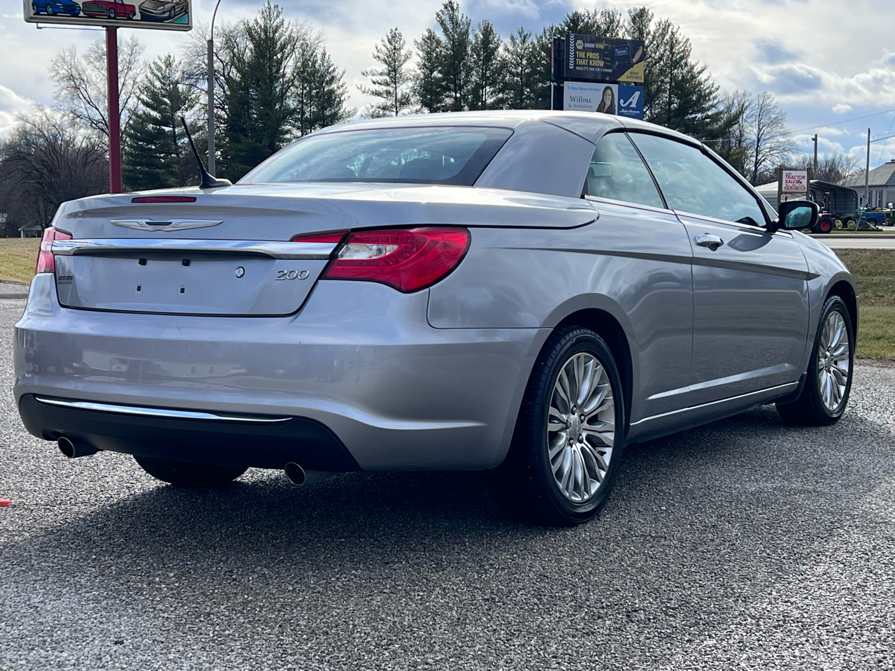 Chrysler 200 Limited Convertible 2013