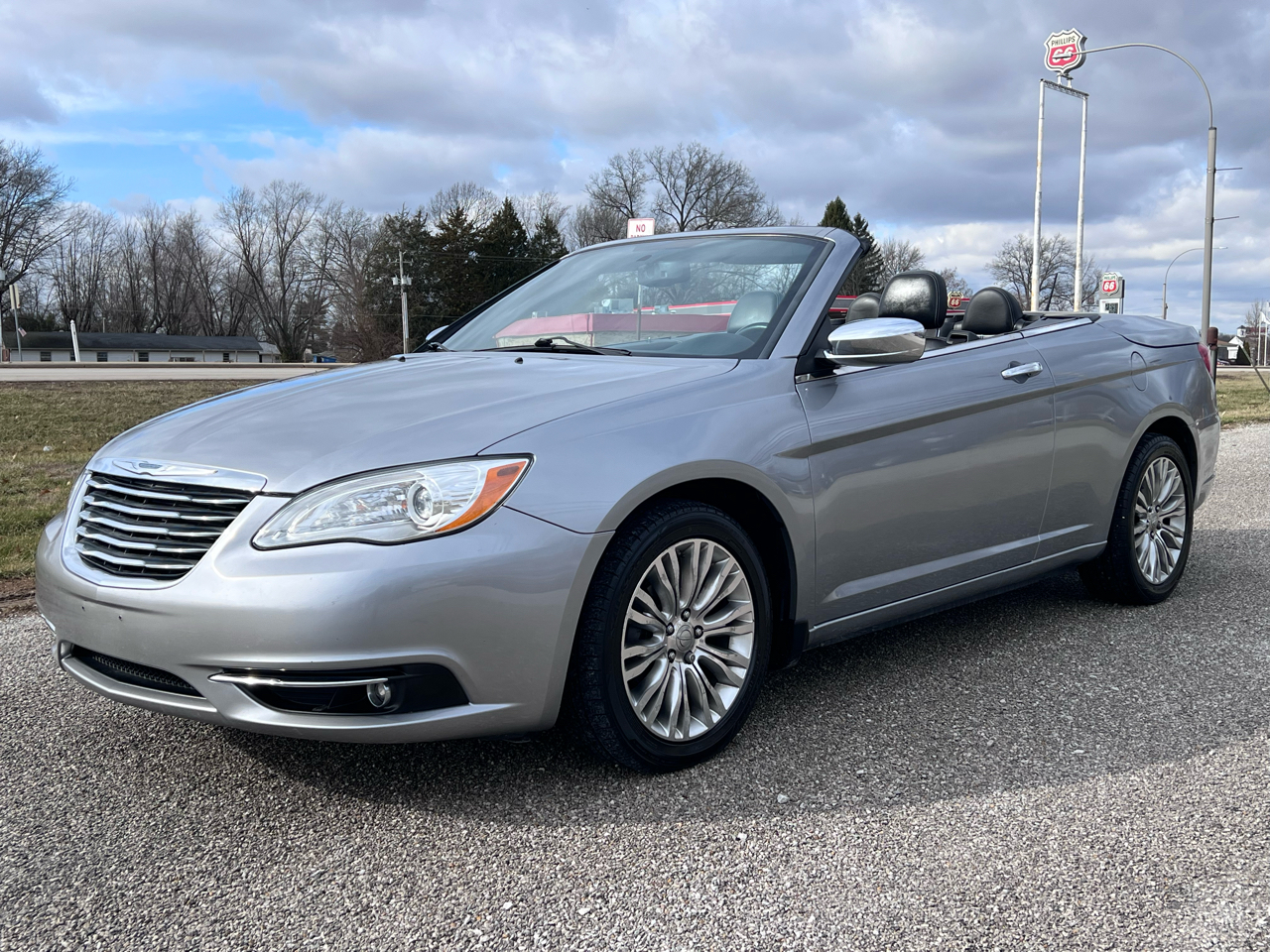 Chrysler 200 Limited Convertible 2013