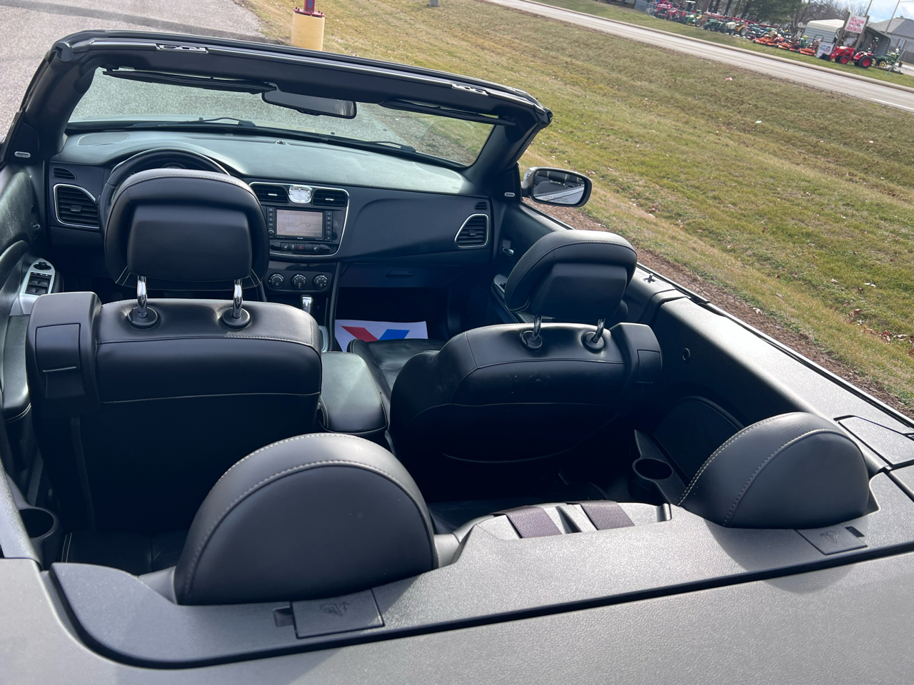 Chrysler 200 Limited Convertible 2013