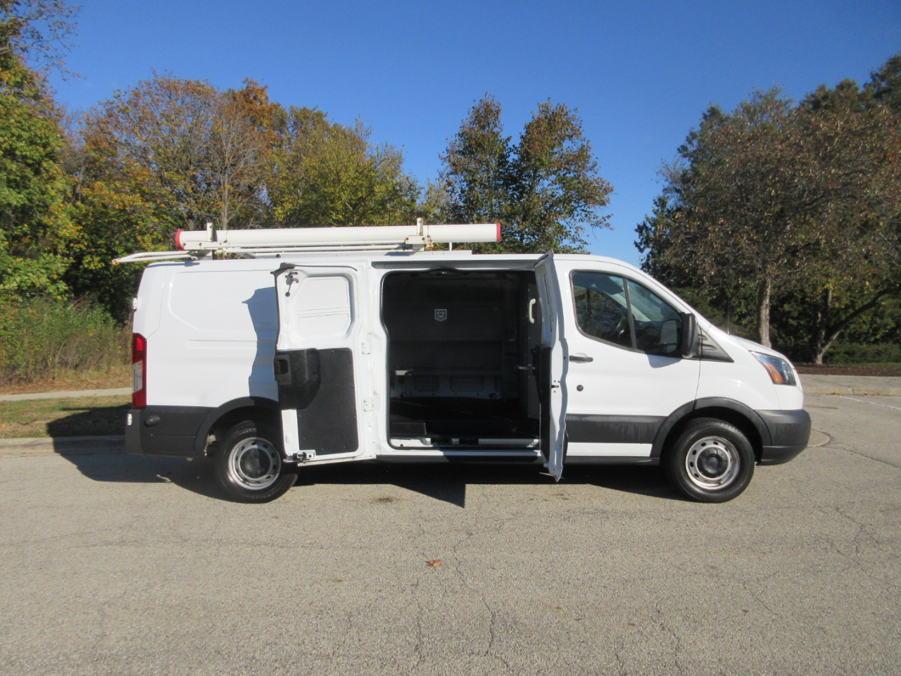Ford Transit 150 Van Low Roof 60/40 Pass. 148-in. WB 2015 Ford Transit 150 Van Low Roof 60/40 Pass. 148-in. WB 2015