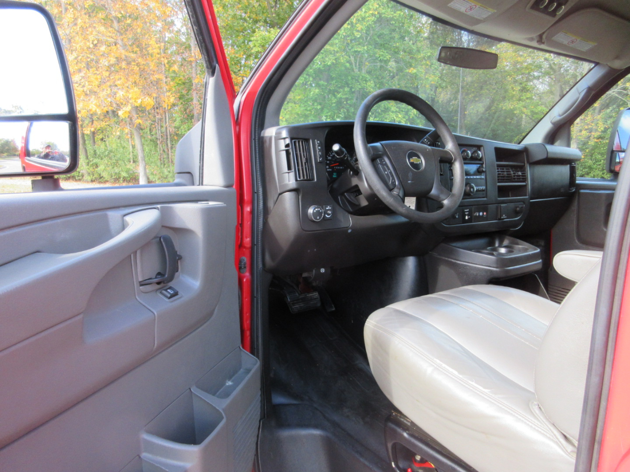 Chevrolet Express LS 2500 2015 Chevrolet Express LS 2500 2015